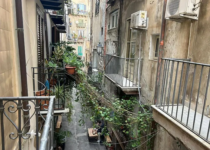 Triscele House - Corrieri