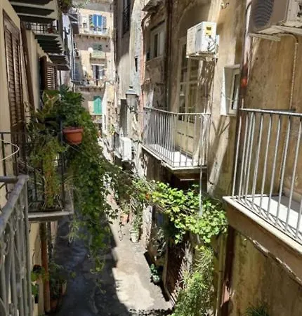 Triscele House - Corrieri Appartement Palermo Buitenkant foto